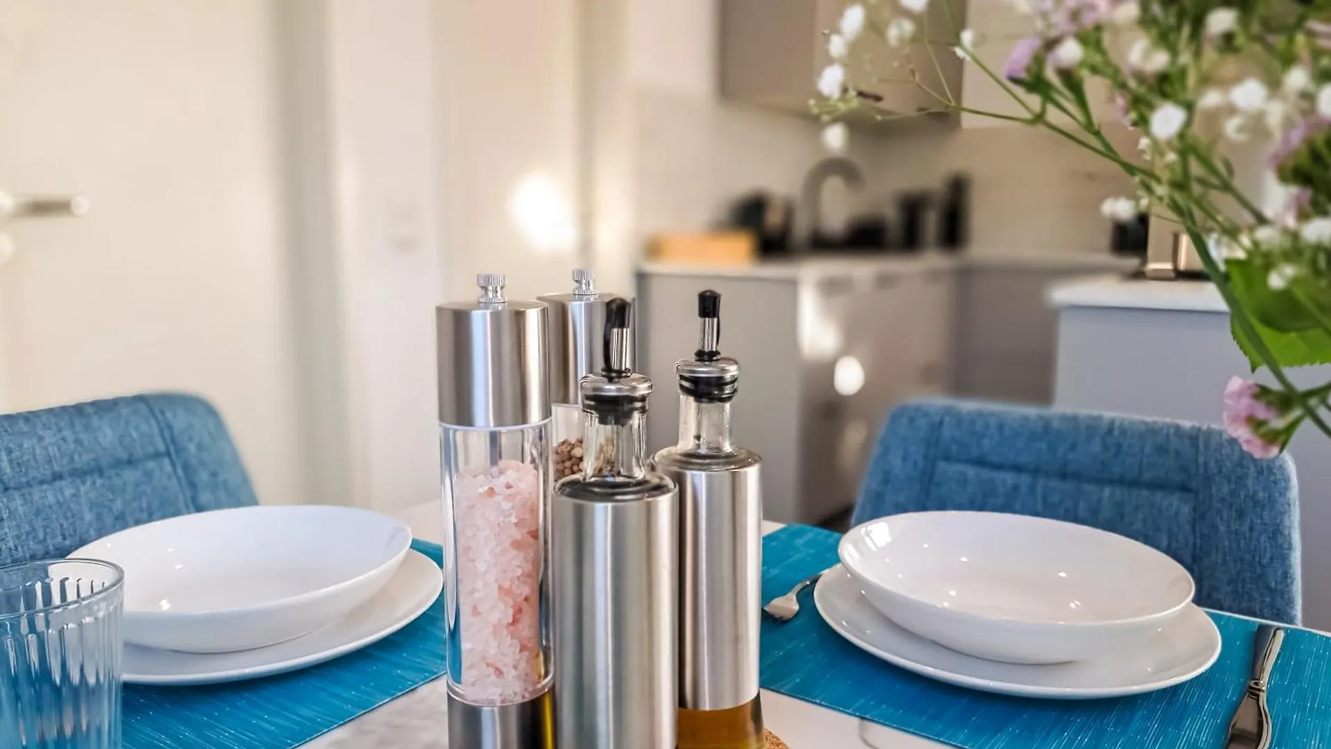 Apartamento Vivo Frankfurt Flughafen Loft Fuer 8 Kelsterbach