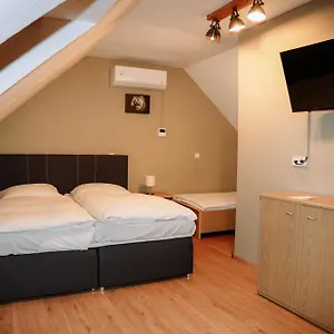 Angelis Frankfurt Airport Kelsterbach
